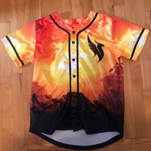 Limited edition 2019 Illenium Red rocks jersey.